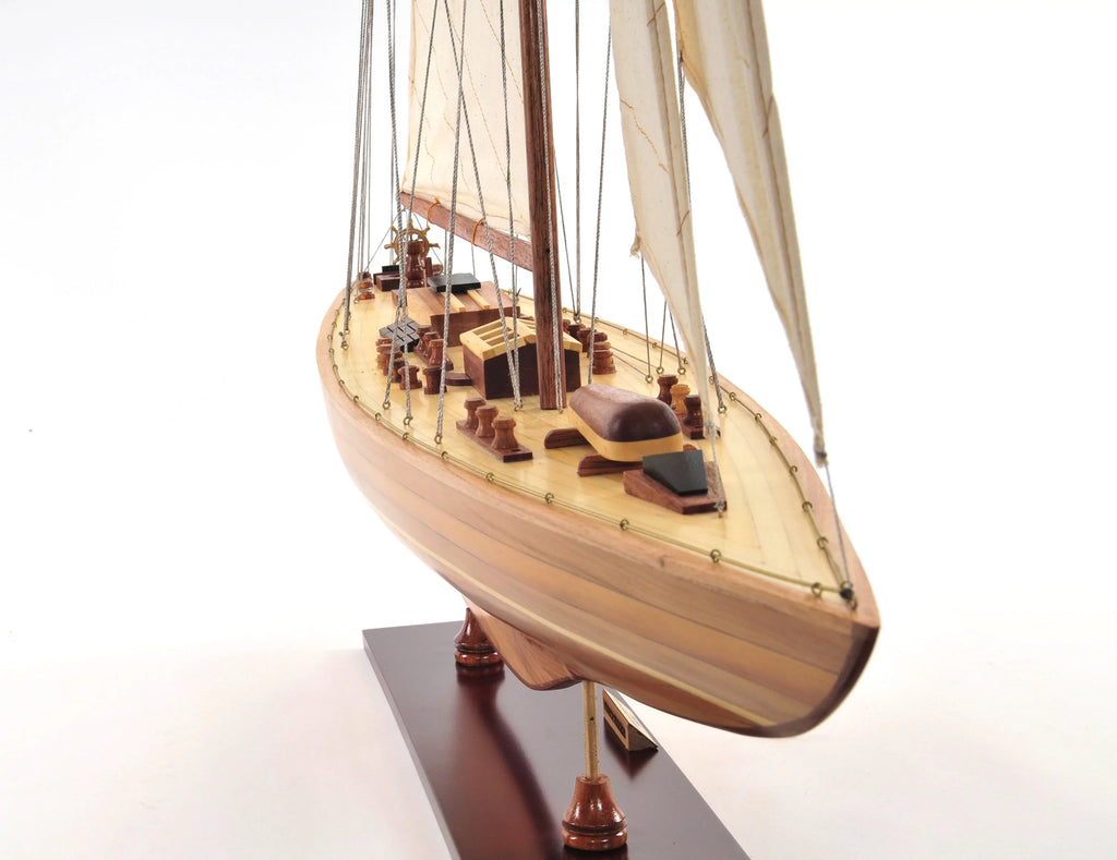 Endeavour 40 craft Model Display Old Modern Handicraft by Xoticbrands - Veronese