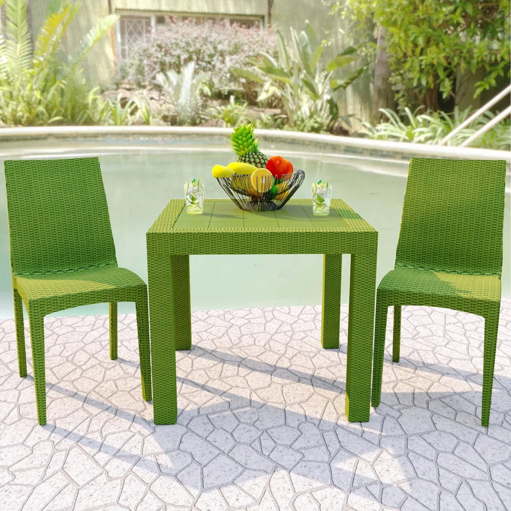 LeisureMod Modern Weave Mace Indoor Outdoor Dining Chair in Green Set of 2
