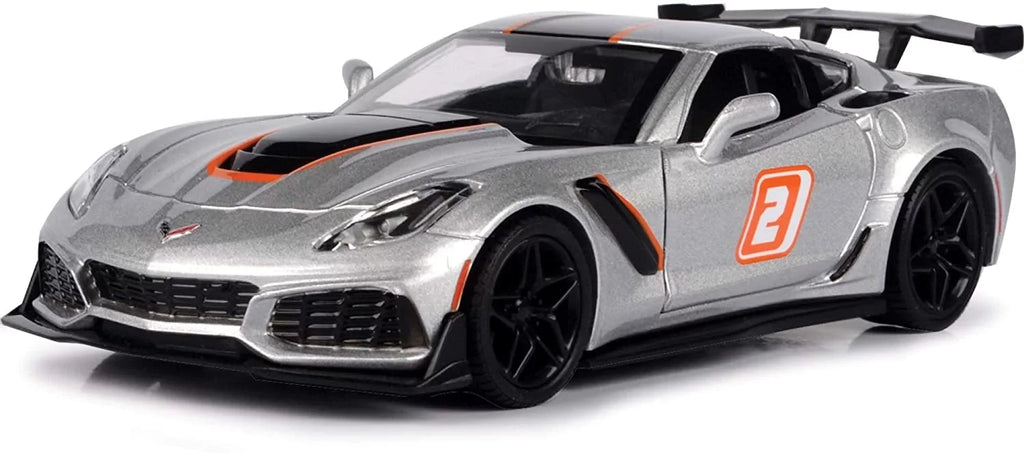 Diecast Car w/Trailer - 2019 Chevy Corvette ZR1 #2, Silver - Motor Max 73785SV - 1/24 scale Diecast Model Toy Car