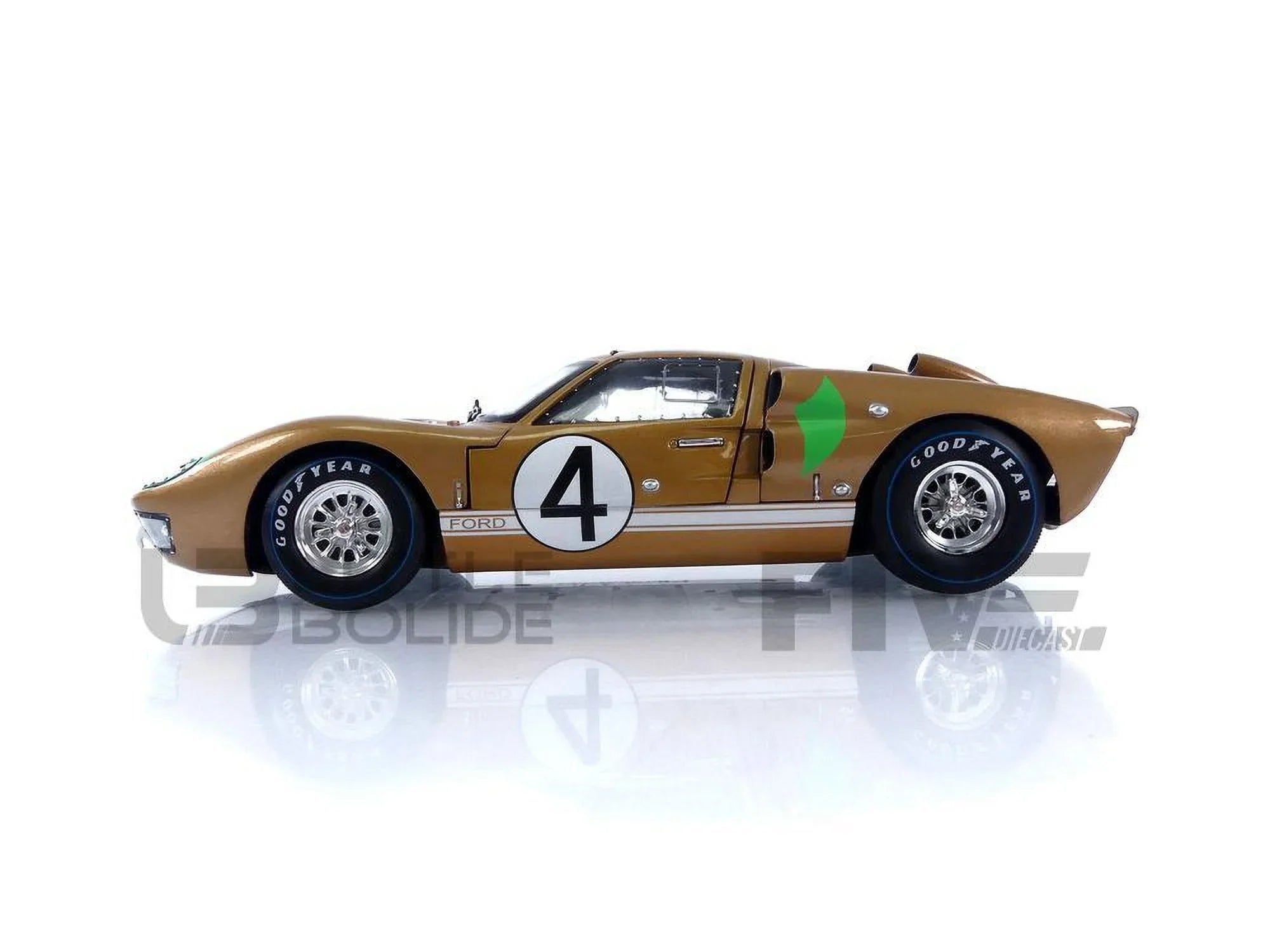 Shelby Collectibles SC414 1966  GT-40 MK 2 Gold No.4 1-18 Diecast Car Model