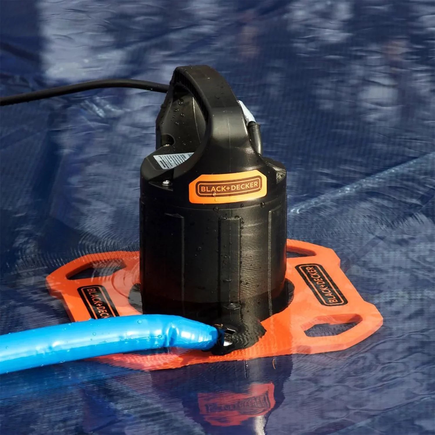 Black+Decker 1500 GPH Submersible Automatic Pool protector Pump with Discharge Hose
