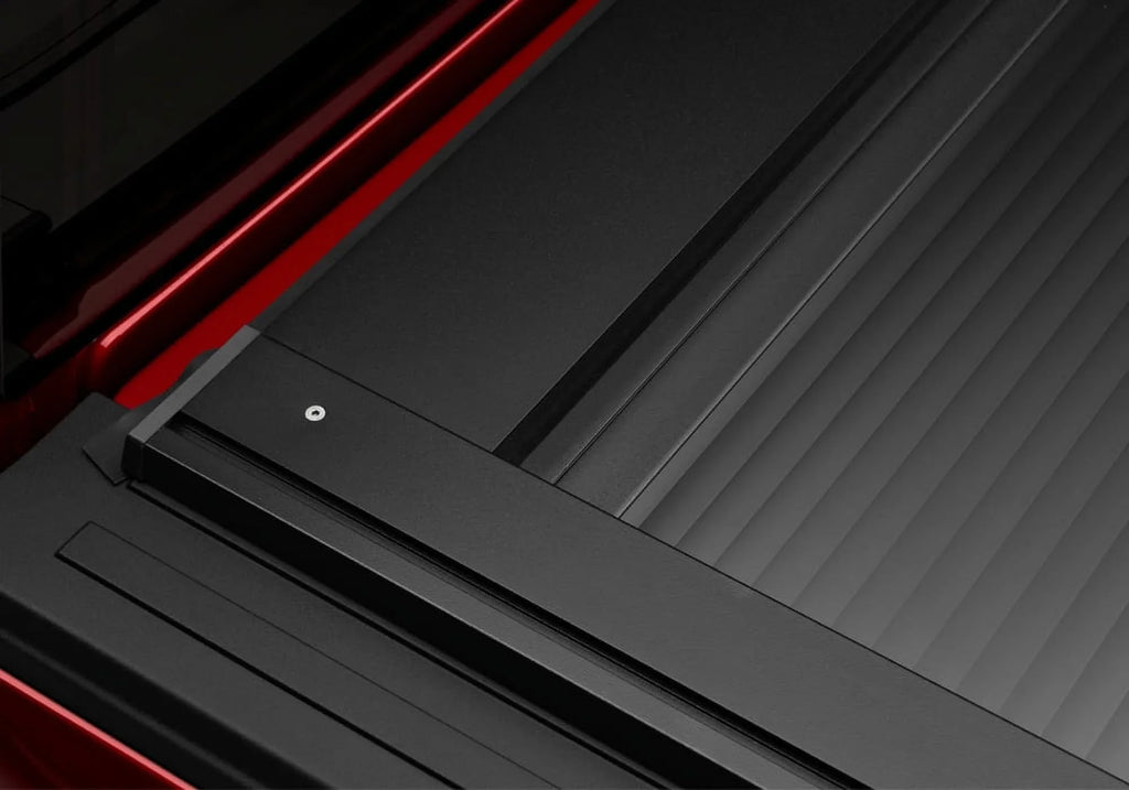 Retrax By Realtruck Retrax By Realtruck Retraxone XR Retractable Truck Tonneau shield appropriate With Select 2014-2018, 2019 Ltd/Lgcy Chevy/GMC Silverado/Sierra 1500, 2015-19 2500/3500 6'7" Bed