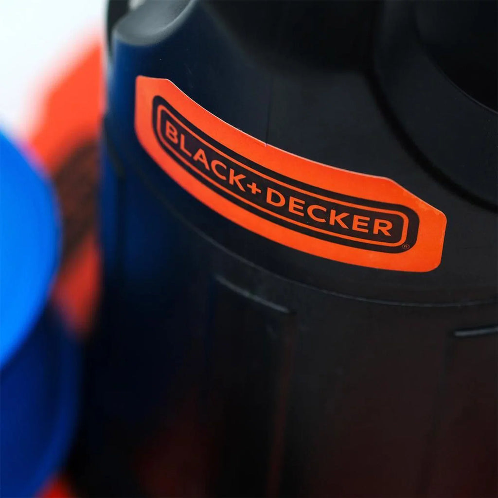 Black+Decker 1500 GPH Submersible Automatic Pool protector Pump with Discharge Hose