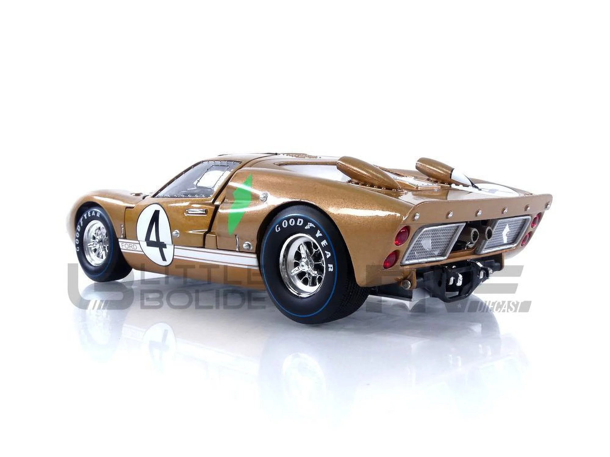 Shelby Collectibles SC414 1966  GT-40 MK 2 Gold No.4 1-18 Diecast Car Model