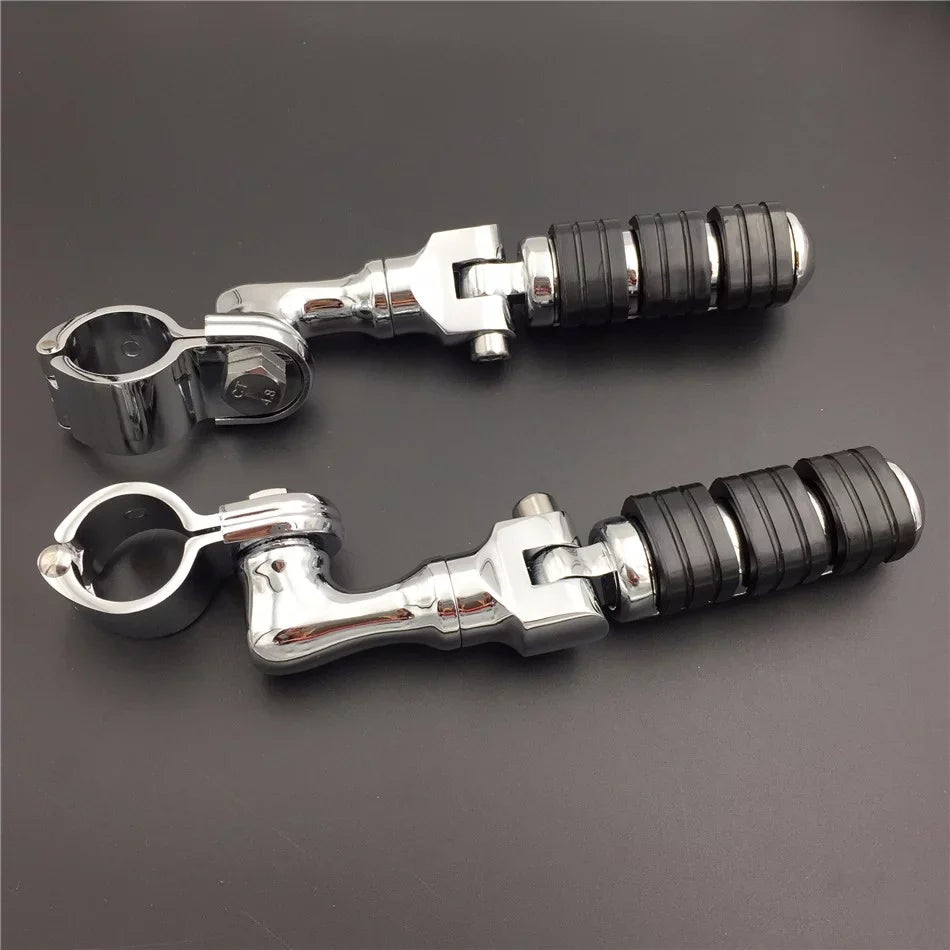 HTT-MOTOR Chrome Regular Footrest Foot Pegs with 1-1/2" 1.5" Short Angled Clamps For Harley Sportster 883 XL 1200/Triumph Rocket 3 /Kawasaki Vulcan VN400 VN900 VN1500 VN2000
