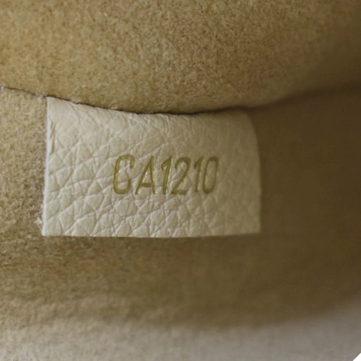 Pre-owned LOUIS VUITTON Vaugirard Monogram Canvas Shoulder Bag Creme