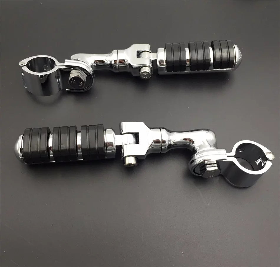 HTT-MOTOR Chrome Regular Footrest Foot Pegs with 1-1/2" 1.5" Short Angled Clamps For Harley Sportster 883 XL 1200/Triumph Rocket 3 /Kawasaki Vulcan VN400 VN900 VN1500 VN2000