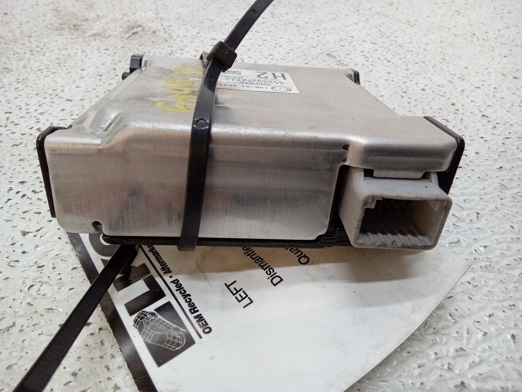 Pre-Owned 2019  Corolla Front Windshield Lane Departure Camera Assy 8646C-02011 OEM (Good)