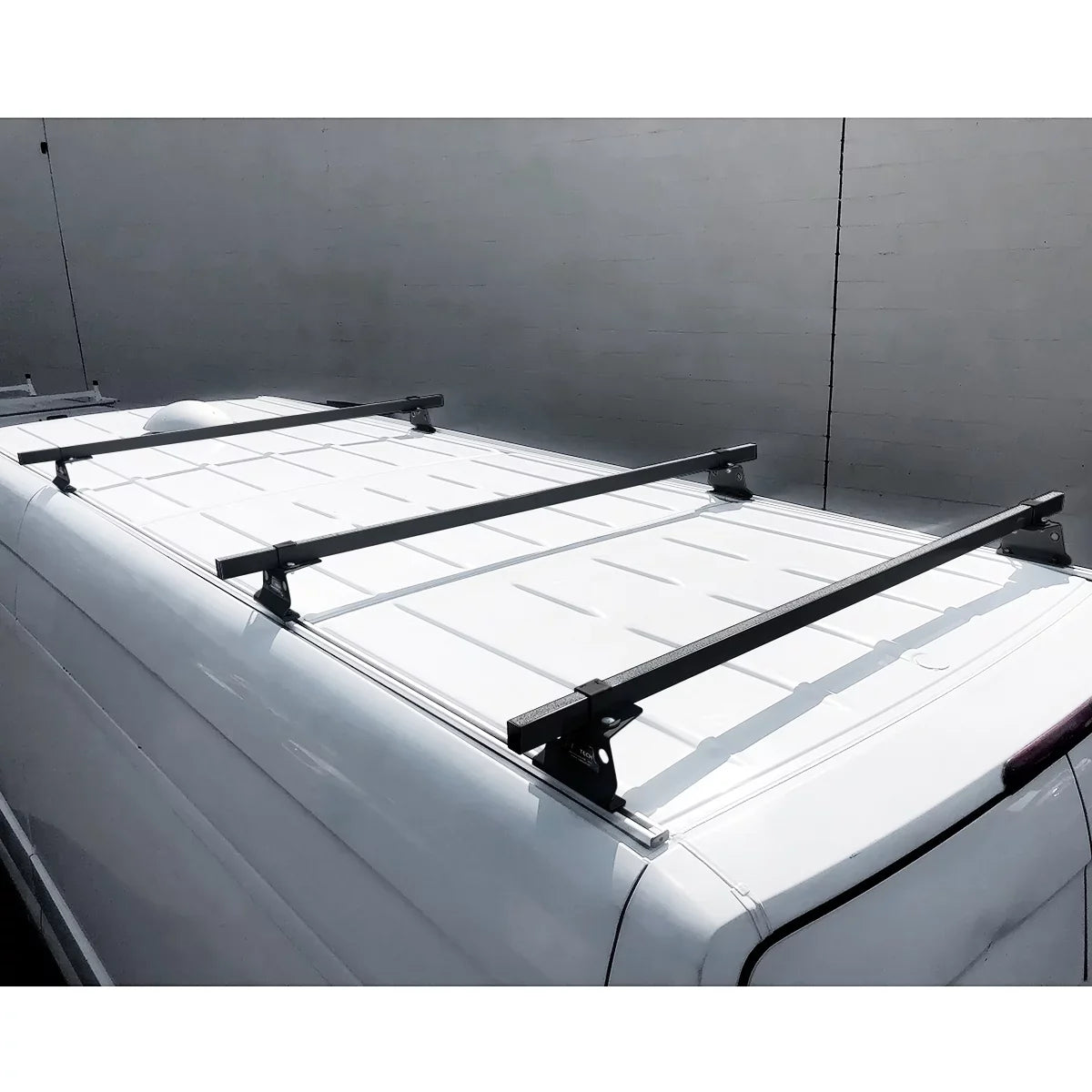 Vantech Heavy Duty 3 Bar Ladder Roof Rack Fits:  Transit Cargo Van High Roof