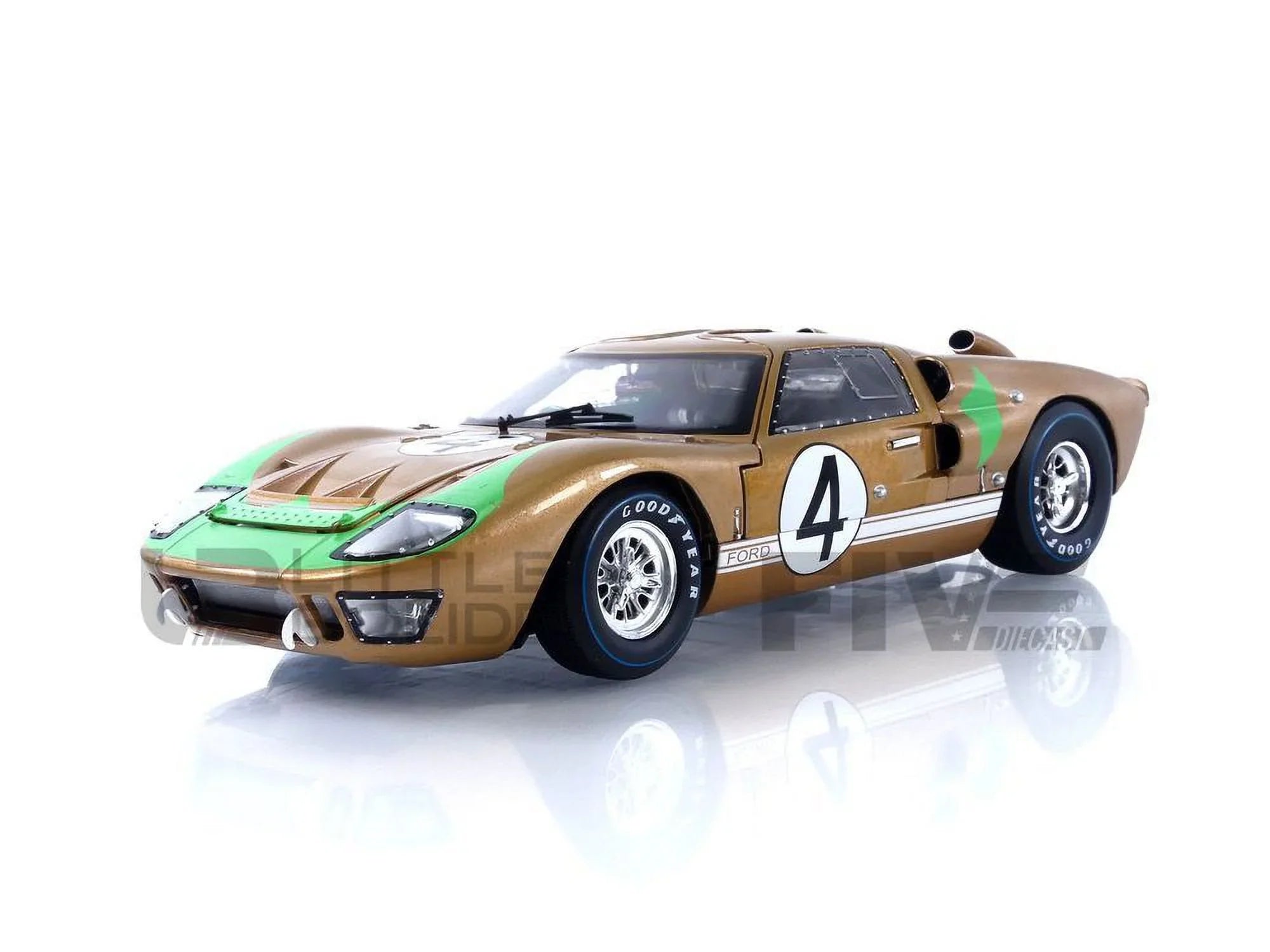 Shelby Collectibles SC414 1966  GT-40 MK 2 Gold No.4 1-18 Diecast Car Model