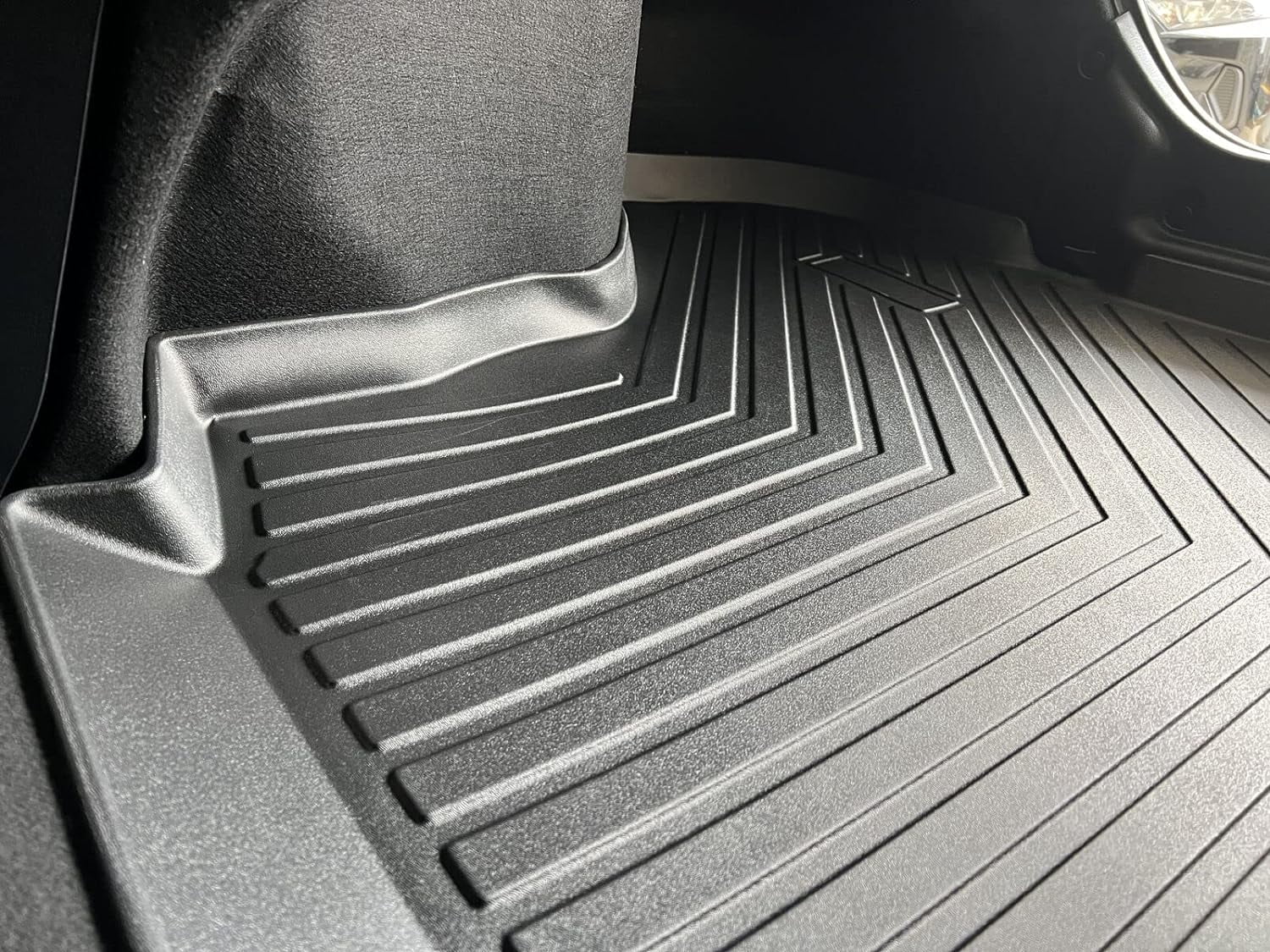 EACCESSORIES EA Cargo Liner – Trunk Mat for  Camry 2018-2024 – atmospheric conditions-protected Trunk Mats for Cars with Raised Lip – Non-Slip Car Trunk Mat Rubber – Easy to Install – Laser Pre-Cut Design
