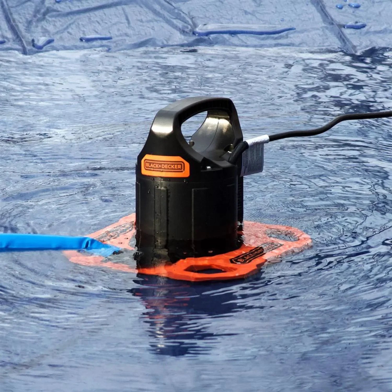 Black+Decker 1500 GPH Submersible Automatic Pool protector Pump with Discharge Hose