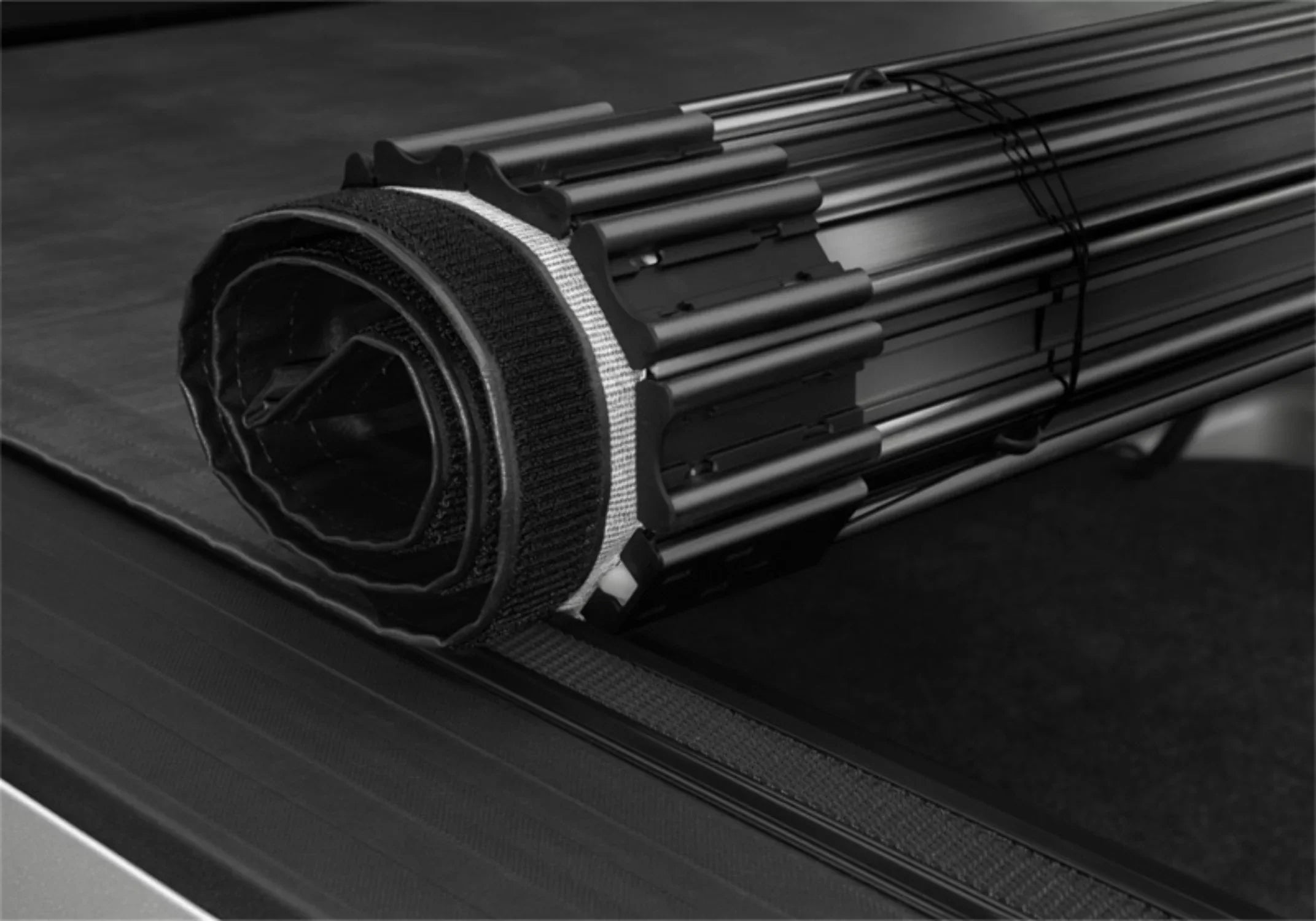 TruXedo Sentry Hard Rolling Truck Bed Tonneau shield