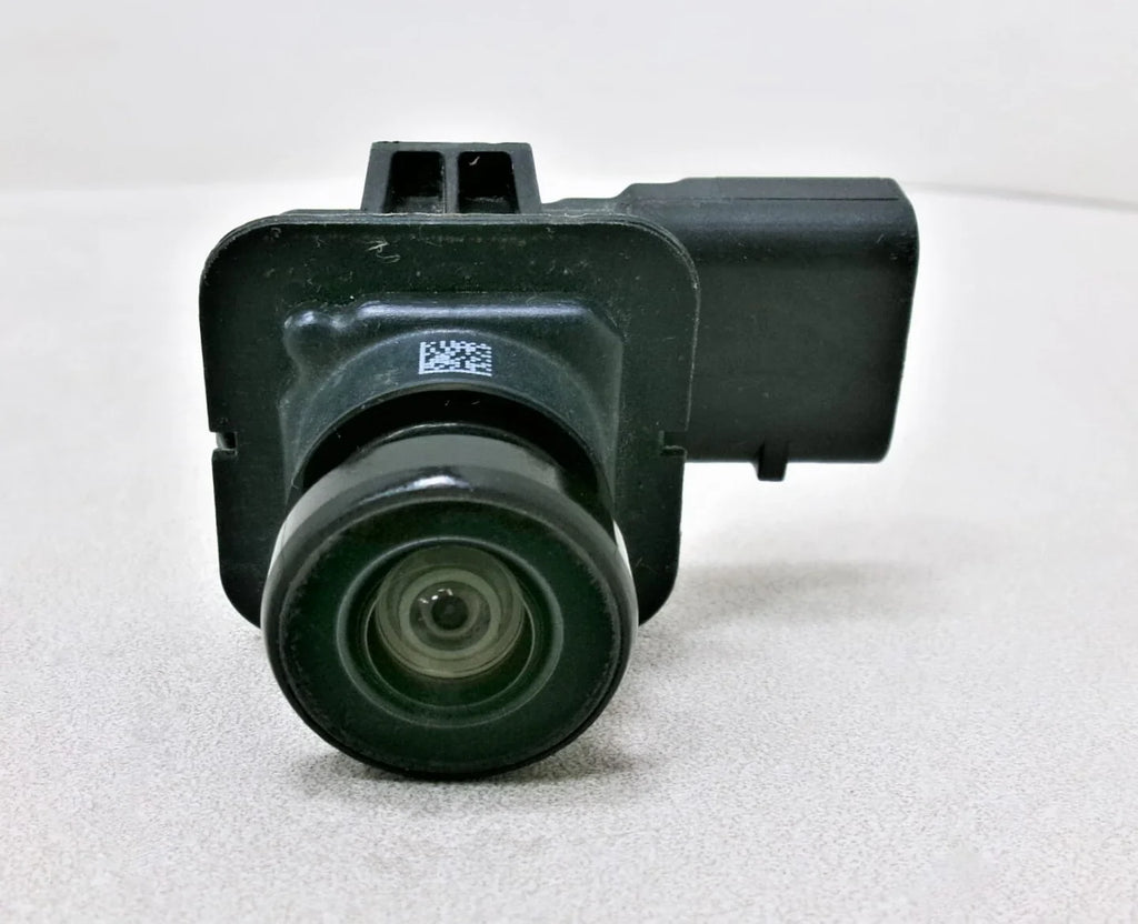 Pre-Owned 2017  Fusion Rear View Backup Camera HS7T-19G490-AC OEM (Good)