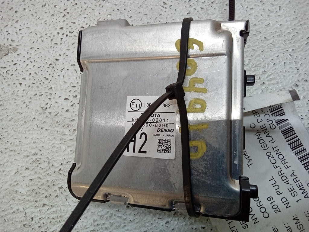 Pre-Owned 2019  Corolla Front Windshield Lane Departure Camera Assy 8646C-02011 OEM (Good)