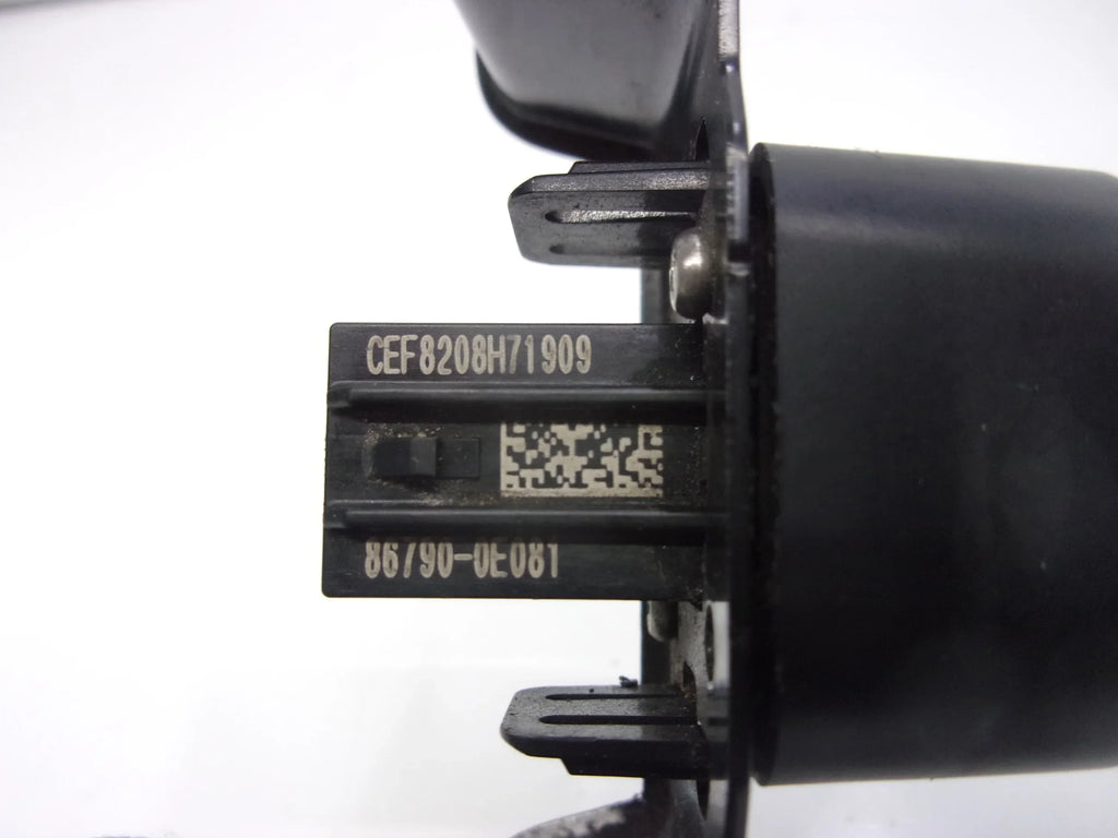 Pre-Owned 2017-2022  Highlander Grille Mtd Surround Front View Camera 867900E081 OEM (Good)